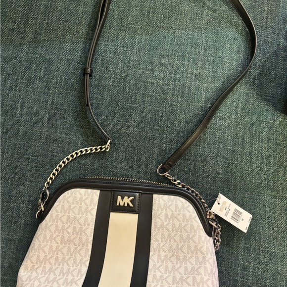 Michael Kors Black and Cream Crossbody Bag - Picture 1 of 4